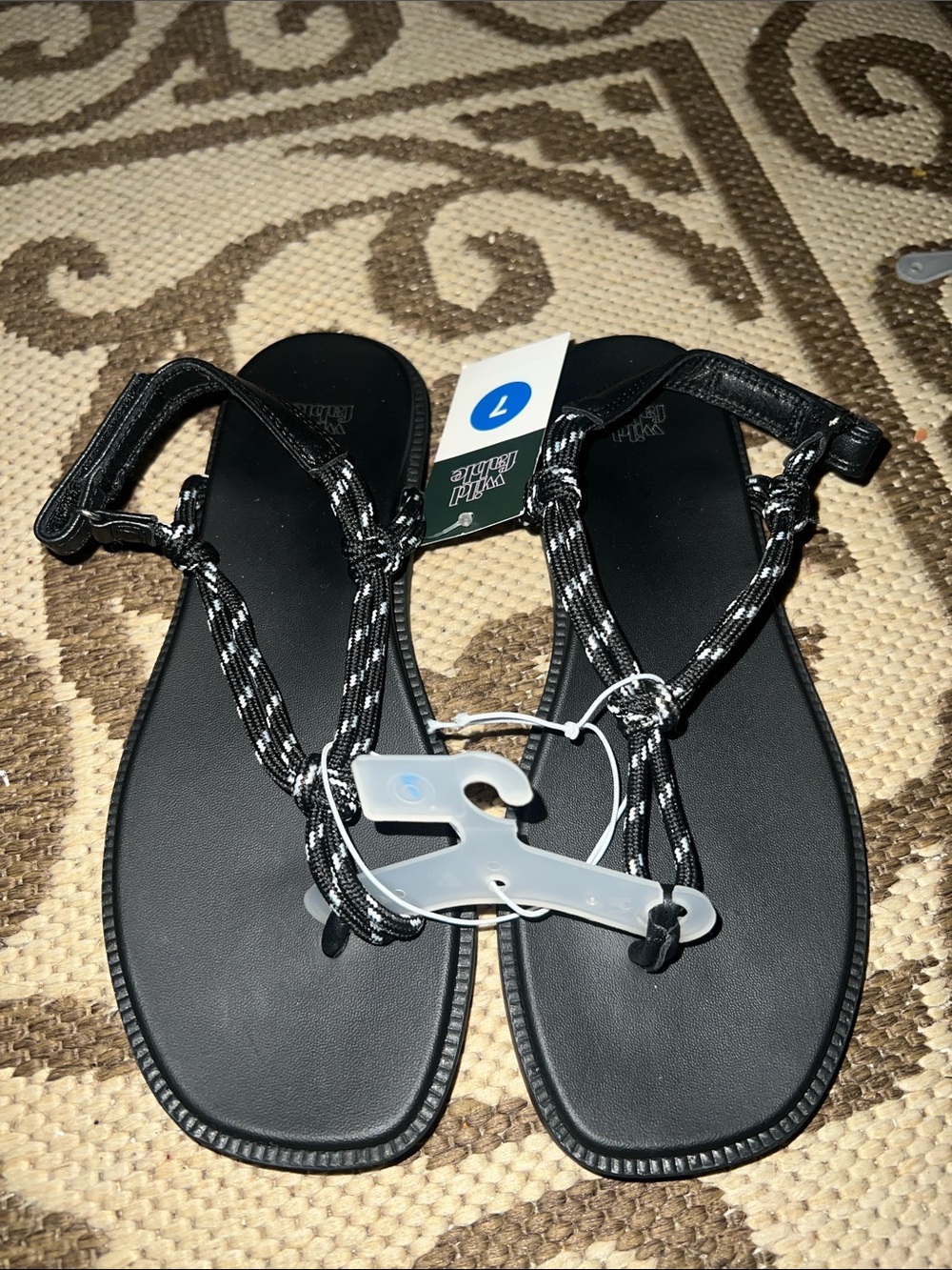 wild fable Black Strappy Braided Sandals